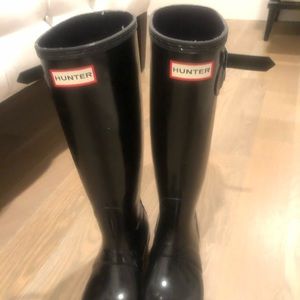 Authentic Hunter Original Black Glossy Rainboots
